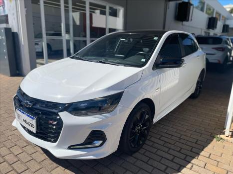 CHEVROLET Onix Hatch 1.0 12V 4P FLEX RS TURBO AUTOMTICO, Foto 2