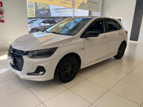 CHEVROLET Onix Hatch 1.0 12V 4P FLEX RS TURBO AUTOMTICO, Foto 3