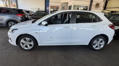 CHEVROLET Onix Hatch 1.0 12V 4P FLEX PREMIER TURBO AUTOMTICO, Foto 2