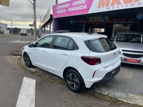 CHEVROLET Onix Hatch 1.0 4P FLEX LT PLUS, Foto 2