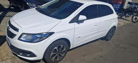 CHEVROLET Onix Hatch 1.4 4P FLEX LT, Foto 2