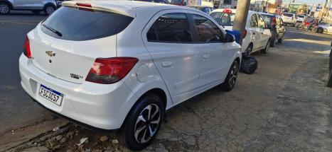 CHEVROLET Onix Hatch 1.4 4P FLEX LT, Foto 3