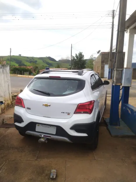CHEVROLET Onix Hatch 1.4 4P FLEX ACTIV AUTOMTICO, Foto 4