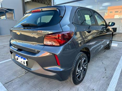 CHEVROLET Onix Hatch 1.0 4P FLEX LT TURBO, Foto 2