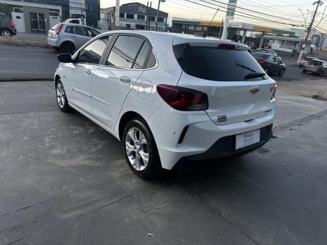 CHEVROLET Onix Hatch 1.0 12V 4P FLEX PREMIER TURBO AUTOMTICO, Foto 3