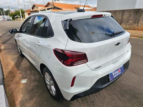 CHEVROLET Onix Hatch 1.0 4P FLEX LT TURBO, Foto 3