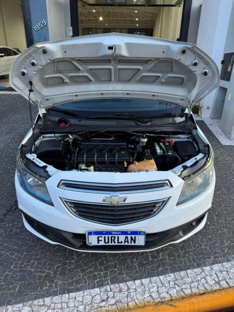 CHEVROLET Onix Hatch 1.4 4P FLEX LTZ, Foto 5