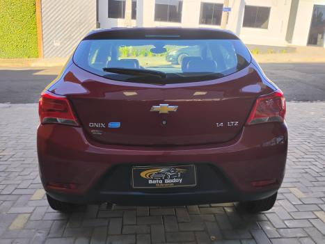 CHEVROLET Onix Hatch 1.4 4P FLEX LTZ, Foto 6