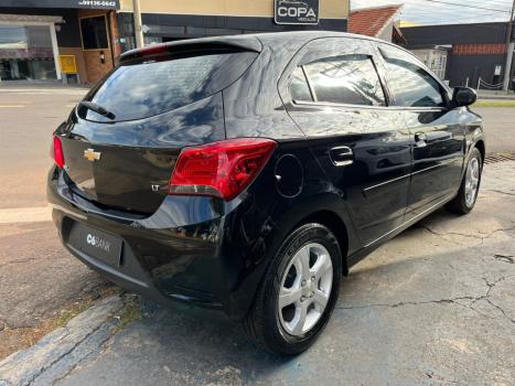 CHEVROLET Onix Hatch 1.4 4P FLEX LT, Foto 4