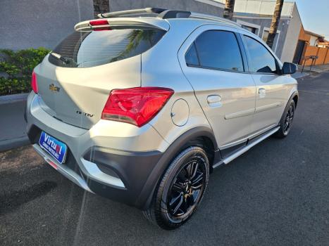 CHEVROLET Onix Hatch , Foto 5