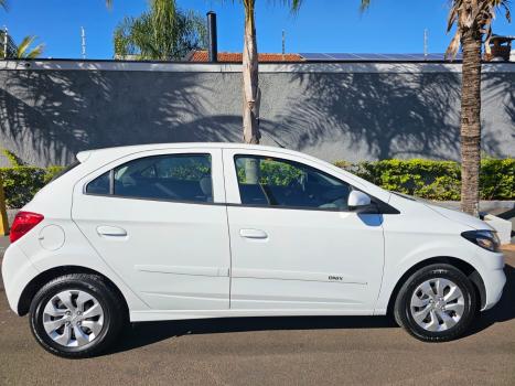 CHEVROLET Onix Hatch 1.0 4P FLEX LT, Foto 6
