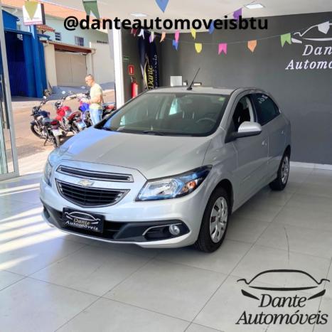 CHEVROLET Onix Hatch 1.4 4P FLEX LT, Foto 2