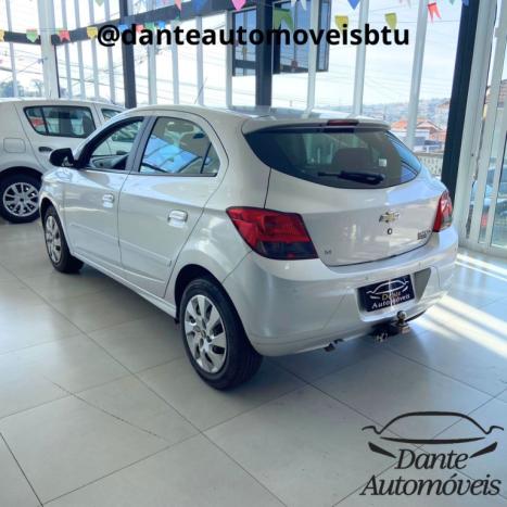CHEVROLET Onix Hatch 1.4 4P FLEX LT, Foto 3