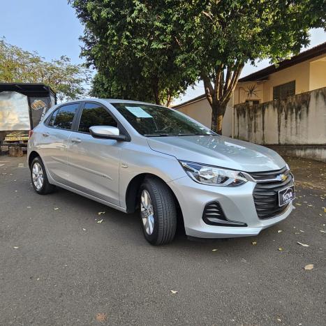 CHEVROLET Onix Hatch 1.0 4P FLEX LT2, Foto 3