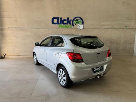 CHEVROLET Onix Hatch 1.4 4P FLEX LT, Foto 5