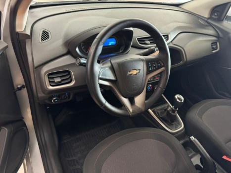 CHEVROLET Onix Hatch 1.4 4P FLEX LT, Foto 9