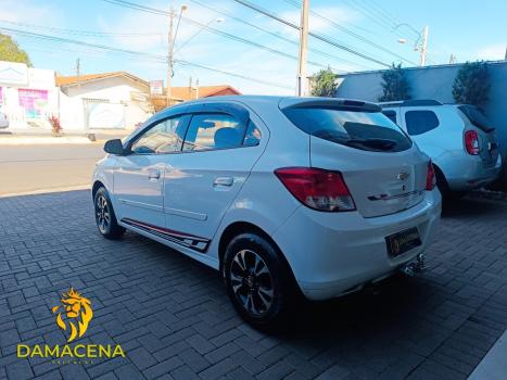 CHEVROLET Onix Hatch 1.0 4P FLEX LT, Foto 4