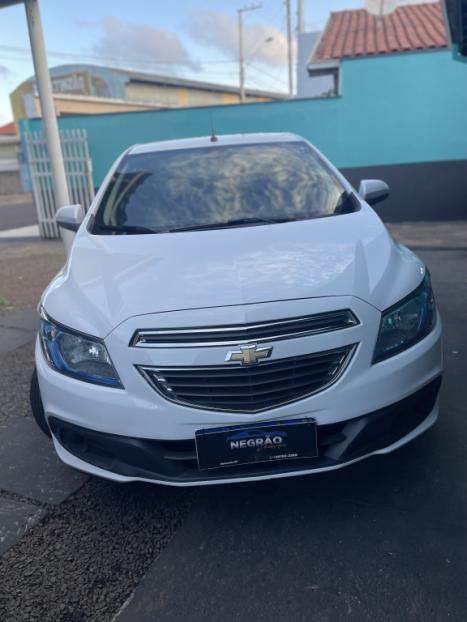 CHEVROLET Onix Hatch 1.4 4P FLEX LT, Foto 1