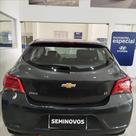 CHEVROLET Onix Hatch 1.0 4P FLEX LT, Foto 5