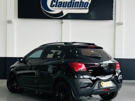 CHEVROLET Onix Hatch 1.4 4P FLEX ACTIV, Foto 2