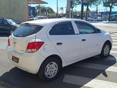 CHEVROLET Onix Hatch 1.0 4P FLEX LS, Foto 2