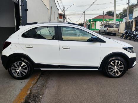 CHEVROLET Onix Hatch , Foto 4