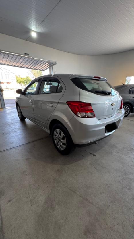 CHEVROLET Onix Hatch 1.0 4P FLEX LT, Foto 2
