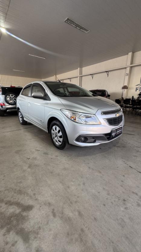 CHEVROLET Onix Hatch 1.0 4P FLEX LT, Foto 9