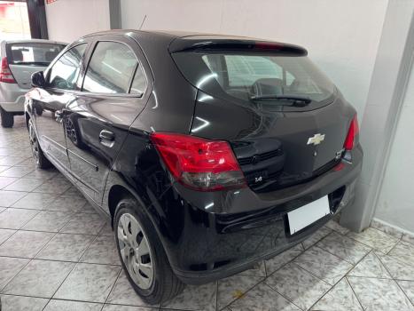CHEVROLET Onix Hatch 1.4 4P FLEX LT, Foto 4