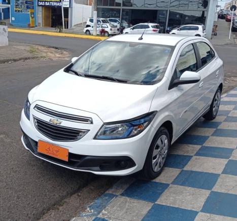 CHEVROLET Onix Hatch 1.4 4P FLEX LT, Foto 2