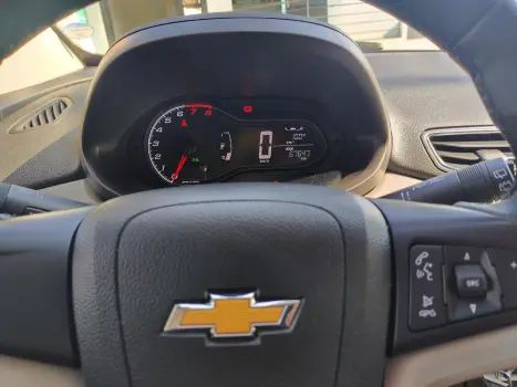 CHEVROLET Onix Hatch 1.4 4P FLEX LT, Foto 15