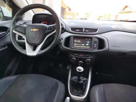 CHEVROLET Onix Hatch 1.4 4P FLEX LT, Foto 17