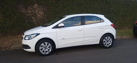 CHEVROLET Onix Hatch 1.4 4P FLEX LT, Foto 2