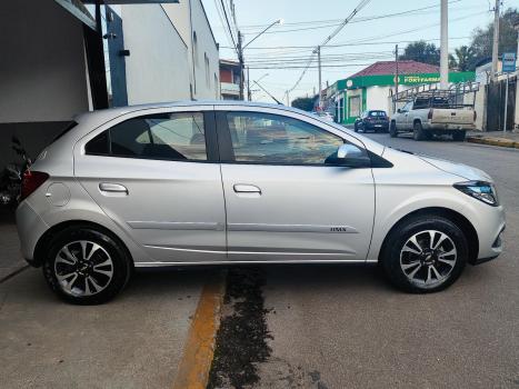 CHEVROLET Onix Hatch 1.4 4P FLEX LTZ, Foto 4