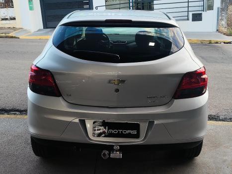 CHEVROLET Onix Hatch 1.4 4P FLEX LTZ, Foto 6