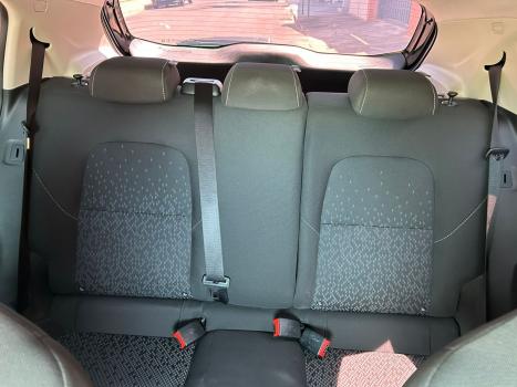 CHEVROLET Onix Hatch 1.0 12V 4P FLEX LTZ TURBO, Foto 9