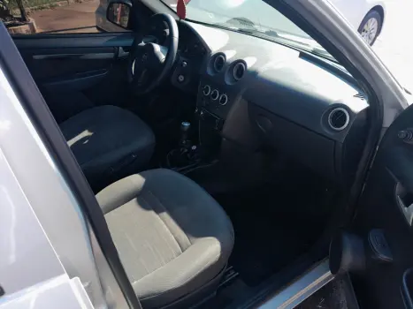 CHEVROLET Prisma 1.4 4P MAXX FLEX, Foto 2