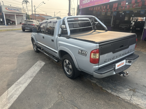 CHEVROLET S10 2.4 FLEX EXECUTIVE CABINE DUPLA, Foto 14