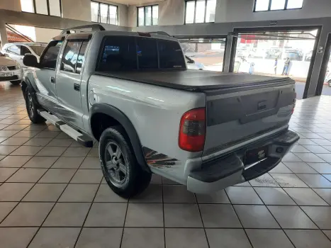 CHEVROLET S10 2.4 RODEIO CABINE DUPLA, Foto 3