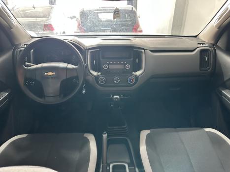 CHEVROLET S10 2.8 16V LS CABINE DUPLA 4X4 TURBO DIESEL, Foto 4