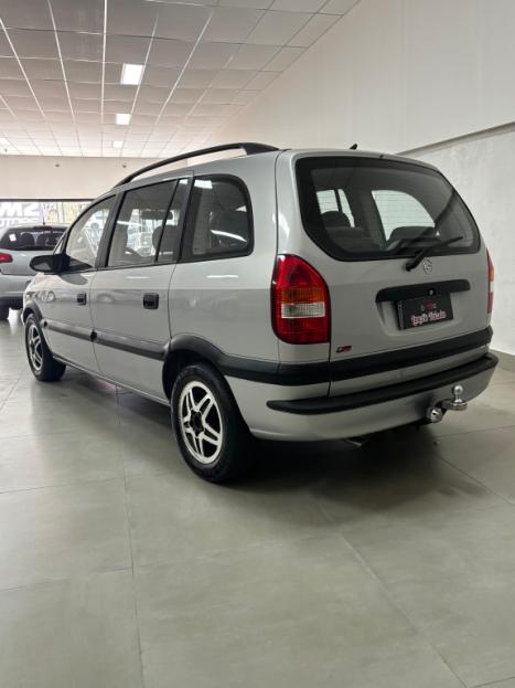 CHEVROLET Zafira 2.0 4P ELEGANCE, Foto 4