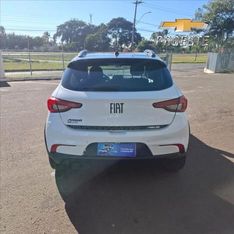 FIAT Argo 1.8 4P FLEX E.TORQ TREKKING AUTOMTICO, Foto 8