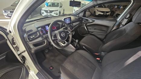 FIAT Cronos 1.3 4P FLEX DRIVE S-DESIGN AUTOMTICO CVT, Foto 12