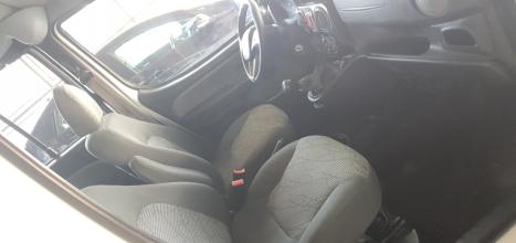 FIAT Doblo 1.8 16V 4P FLEX ESSENCE 7 LUGARES, Foto 3