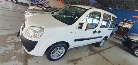 FIAT Doblo 1.8 16V 4P FLEX ESSENCE 7 LUGARES, Foto 4