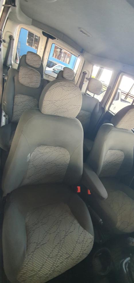 FIAT Doblo 1.8 16V 4P FLEX ESSENCE 7 LUGARES, Foto 7