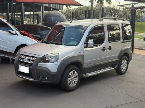FIAT Doblo 1.8 4P FLEX ADVENTURE, Foto 2
