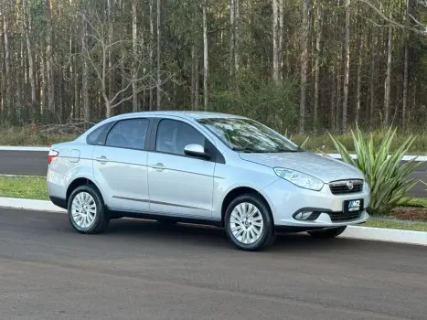 FIAT Grand Siena 1.6 16V 4P ESSENCE FLEX, Foto 3