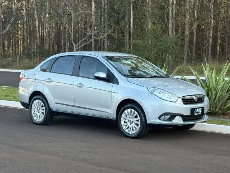 FIAT Grand Siena 1.6 16V 4P ESSENCE FLEX, Foto 4