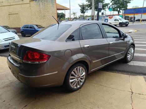 FIAT Linea 1.8 16V 4P FLEX ABSOLUTE DUALOGIC AUTOMATIZADO, Foto 2